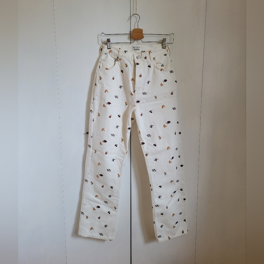 Reformation White Jeans with Fruit Embroidery Size 2